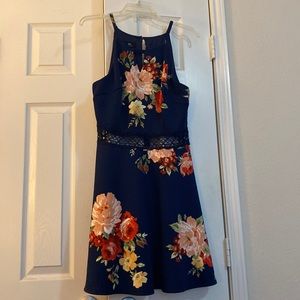 Size 13 Jr I.N.San Francisco Blue Floral dress with lace embellishment at waist